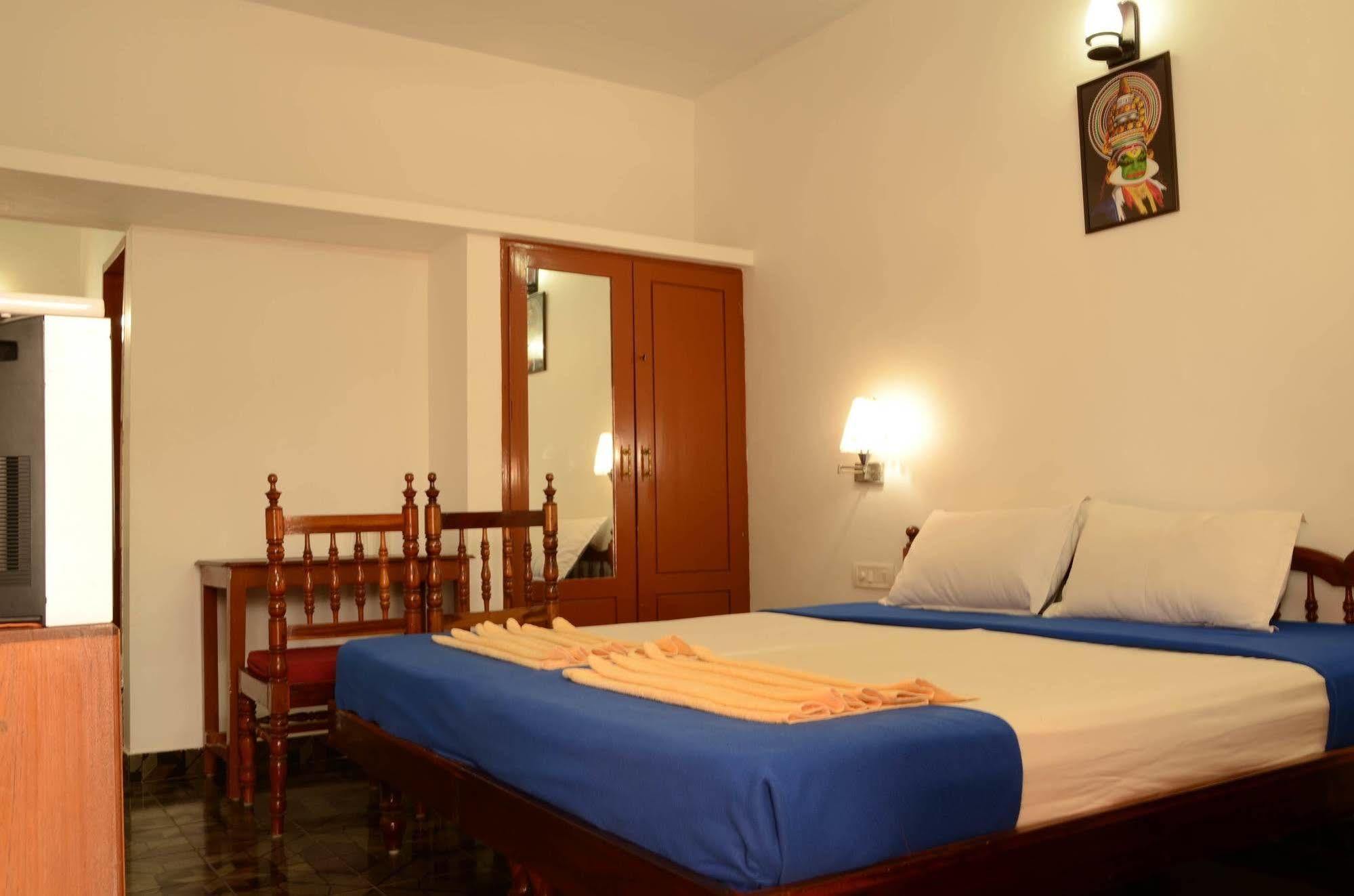 Hotel Sea View Palace - The Beach Hotel Kovalam Exterior foto