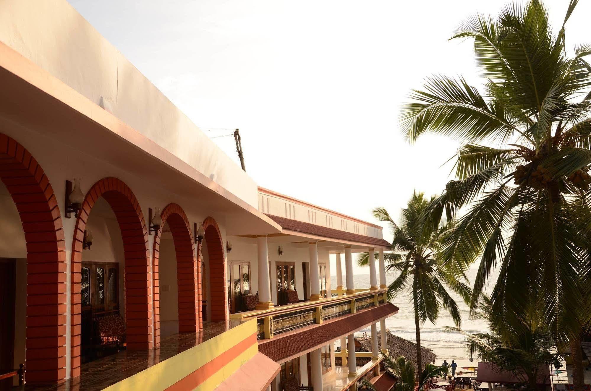 Hotel Sea View Palace - The Beach Hotel Kovalam Exterior foto